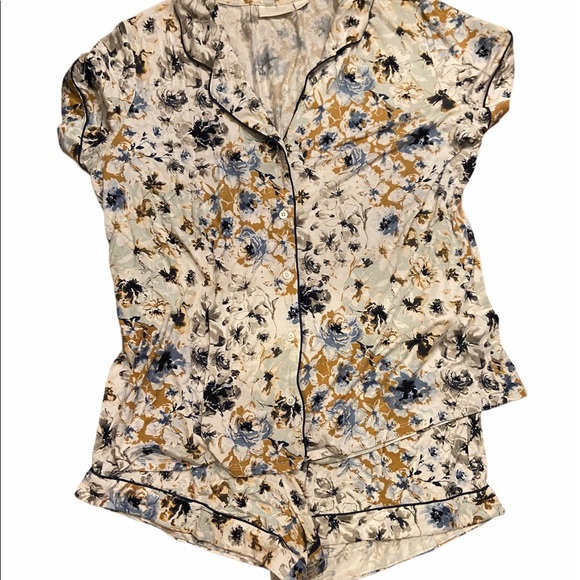 Nordstrom Other - Nordstrom Lingerie L shorts blue & gold pajama set